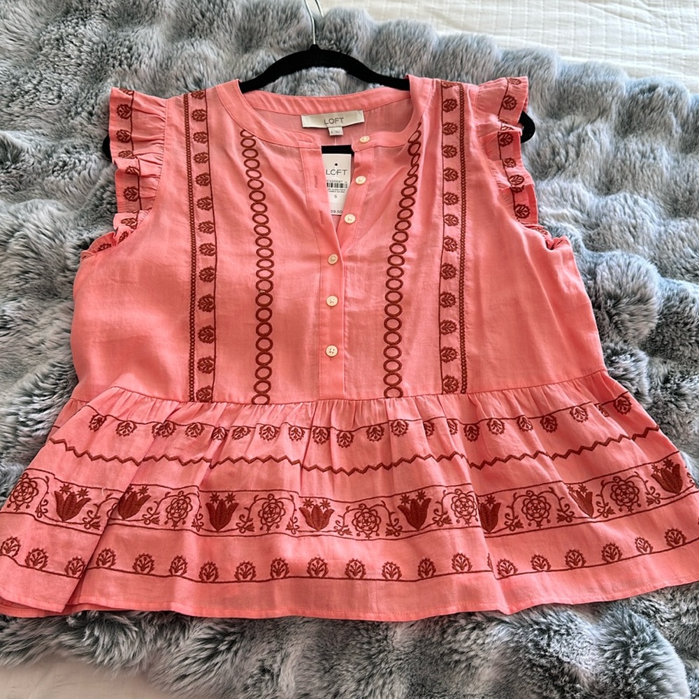 Ann Taylor Loft embroidered top-size small
